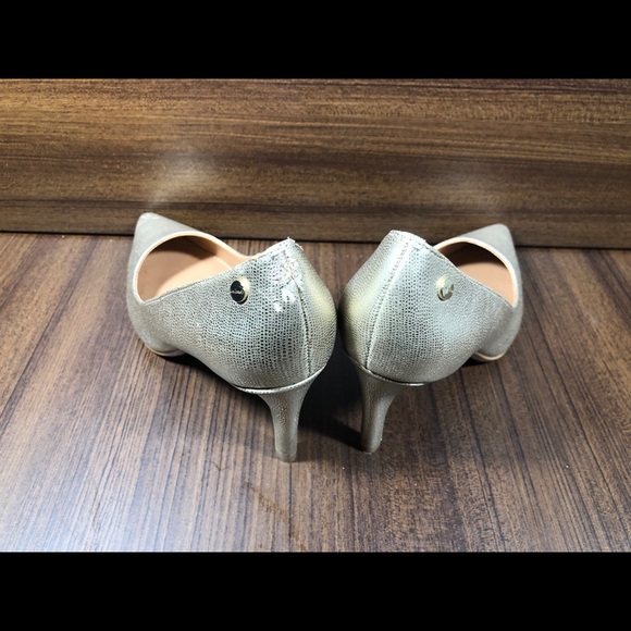 Calvin klein womens gold heels Size 6.5 - Picture 4 of 7